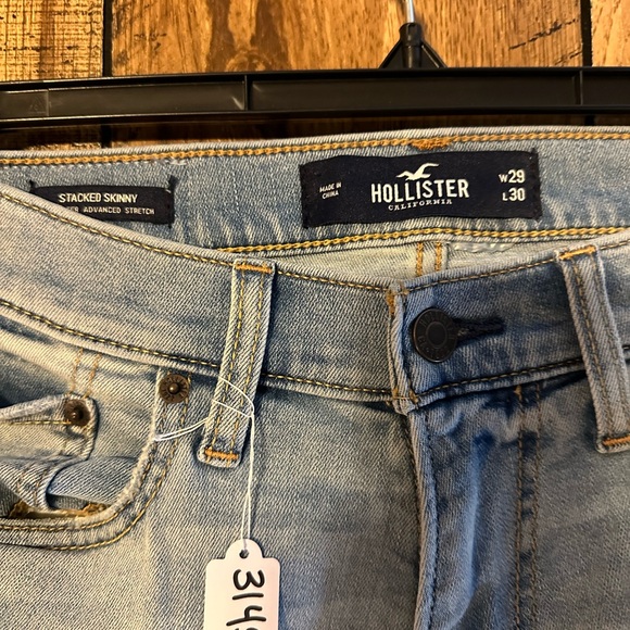 EUC Hollister denim jeans. Size 29. Women’s. - Picture 6 of 10